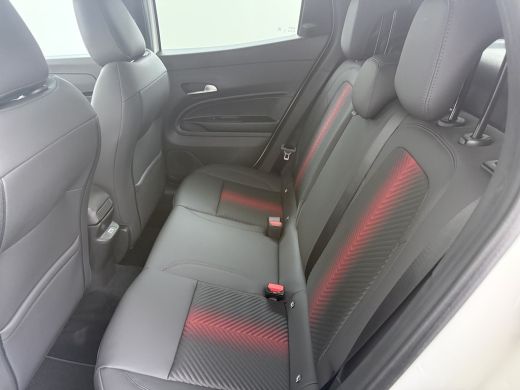 Alfa Romeo Junior Ibrida Speciale | "Spiga" Stoffen/ecoleder bekleding met rode accenten - 6-voudig verstelbare bes... ActivLease financial lease