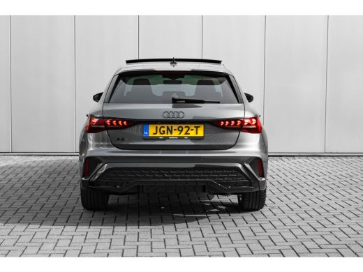Audi A3 Sportback 40 TFSI e S edition 204PK | Panorama dak | Sonos Audio | Sfeerverlichting | Camera Acht... ActivLease financial lease