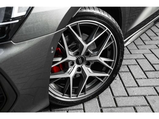 Audi A3 Sportback 40 TFSI e S edition 204PK | Panorama dak | Sonos Audio | Sfeerverlichting | Camera Acht... ActivLease financial lease