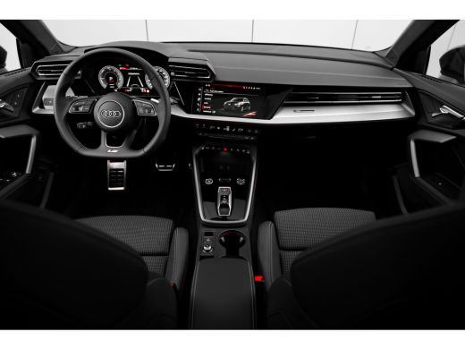 Audi A3 Sportback 40 TFSI e S edition 204PK | Panorama dak | Sonos Audio | Sfeerverlichting | Camera Acht... ActivLease financial lease