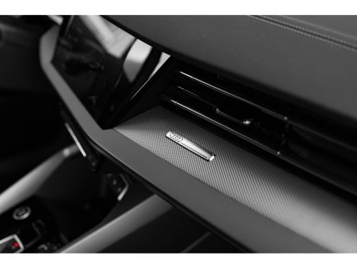 Audi A3 Sportback S edition | Aluminium optiek in het interieur | Assistentiepakket Rijden en Parkeren Pl... ActivLease financial lease