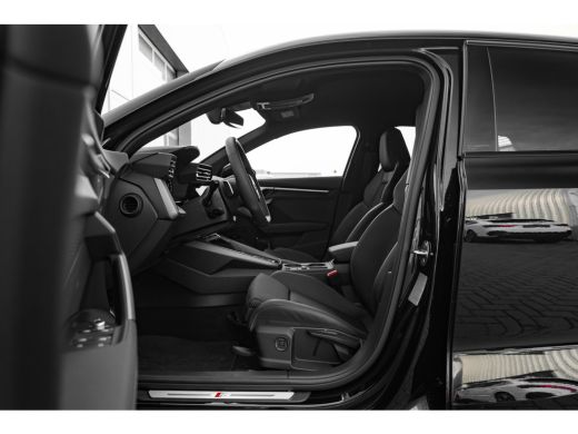 Audi A3 Sportback S edition | Aluminium optiek in het interieur | Assistentiepakket Rijden en Parkeren Pl... ActivLease financial lease