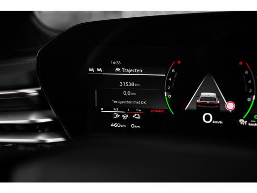 Audi A5 Avant 2.0 e-hybrid quattro S edition | Achteruitrijcamera | Extra getint glas | Lederen/microveze... ActivLease financial lease