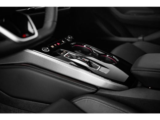 Audi A5 Avant 2.0 e-hybrid quattro S edition | Achteruitrijcamera | Extra getint glas | Lederen/microveze... ActivLease financial lease