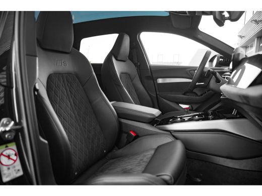 Audi A5 Avant 2.0 e-hybrid quattro S edition | Achteruitrijcamera | Extra getint glas | Lederen/microveze... ActivLease financial lease