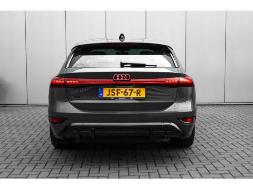Audi A6 Avant e-tron Avant e-tron S edition | 3-spaaks stuurwiel boven en onder afgevlakt met schakelpaddels | Adaptiv... ActivLease financial lease