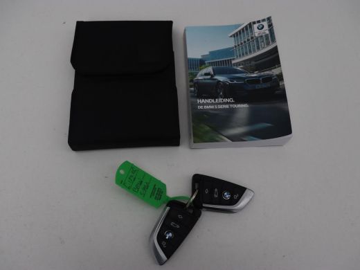 BMW 5 Serie 520i Business Edition Plus | Nappaleder | Stoelverwarming | Carplay | Laserlicht | Navigatie | Li... ActivLease financial lease