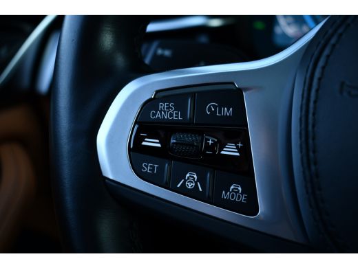 BMW 5 Serie 545e xDrive M-Sport Pano ACC HUD 20inch 360 Laser HiFi Adp-demping ActivLease financial lease