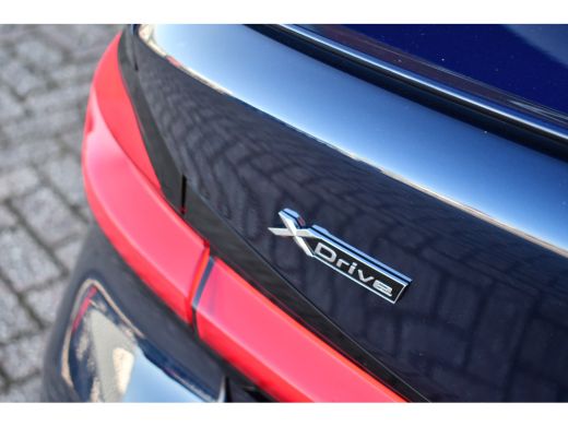 BMW 5 Serie 545e xDrive M-Sport Pano ACC HUD 20inch 360 Laser HiFi Adp-demping ActivLease financial lease