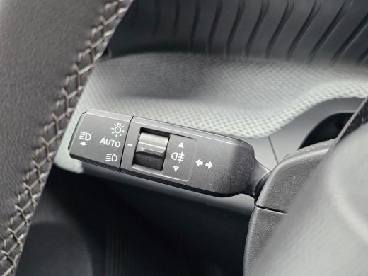 Citroën C3 Citroen 1.2 Hybrid 110pk Business Navigatie | Parkeersensoren Achter | Automaat ActivLease financial lease