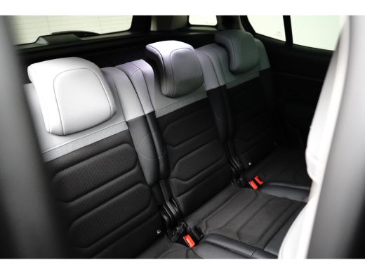 Citroën C5 Aircross 1.6 Plug-in Hybrid 225 Shine ActivLease financial lease