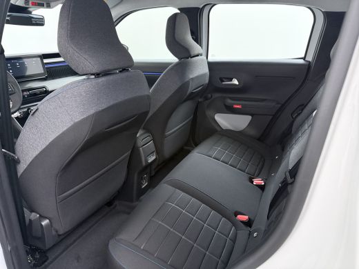 Citroën &euml;-C3 Business | Boordlader 11kW - 3 fasen | Dagrijverlichting | Draadloze telefoonlader ActivLease financial lease