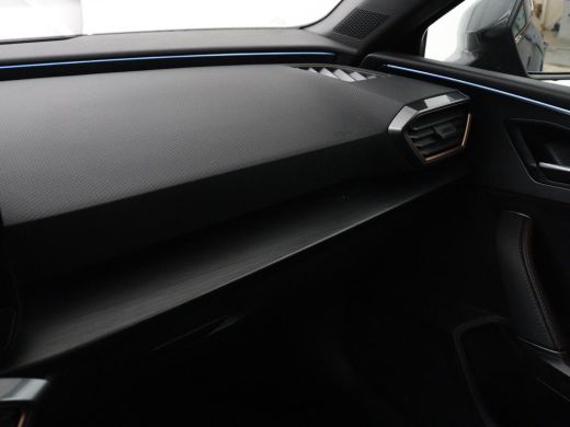 CUPRA Leon 1.4 eHybrid | Stoelverwarming | Adaptive cruise | Navigatie | Sportstoelen | Stuurverwarming | Pa... ActivLease financial lease