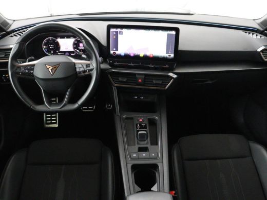 CUPRA Leon 1.4 eHybrid | Stoelverwarming | Adaptive cruise | Navigatie | Sportstoelen | Stuurverwarming | Pa... ActivLease financial lease