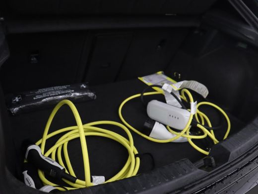 CUPRA Leon 1.5 eHybrid Business | Stoelverwarming | Adaptive cruise | Camera | Carplay | Sportstoelen | Matr... ActivLease financial lease