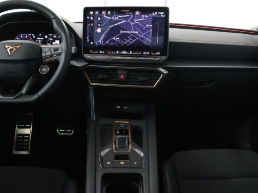 CUPRA Leon 1.5 eHybrid Business | Stoelverwarming | Adaptive cruise | Camera | Carplay | Sportstoelen | Matr... ActivLease financial lease