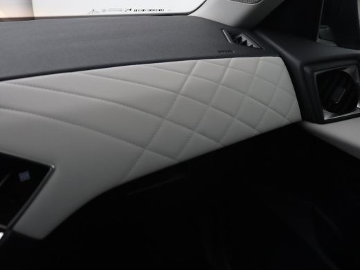 DS DS 3 Crossback E-Tense Performance Line+ 50 kWh | 1e eigenaar | Adaptive cruise | Matrix LED | Alcanta... ActivLease financial lease