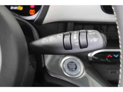 Fiat 500 La Prima | Panoramadak | Lederen bekleding | JBL-audio | 17` lichtmetalen velgen | ActivLease financial lease