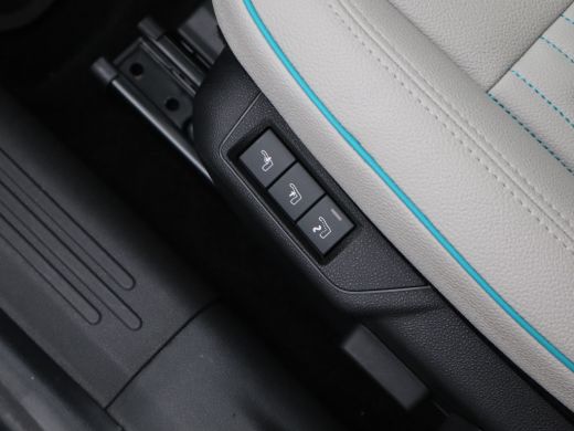 Fiat 600 1.2 Hybrid La Prima | Achteruitrijcamera | Airco (automatisch) | Apple Carplay/Android Auto|telef... ActivLease financial lease