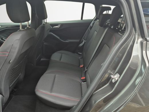 Ford Focus 1.0 125pk ST Line | B&O | Adaptive Cruise | Winter Pack | All Season | ActivLease financial lease