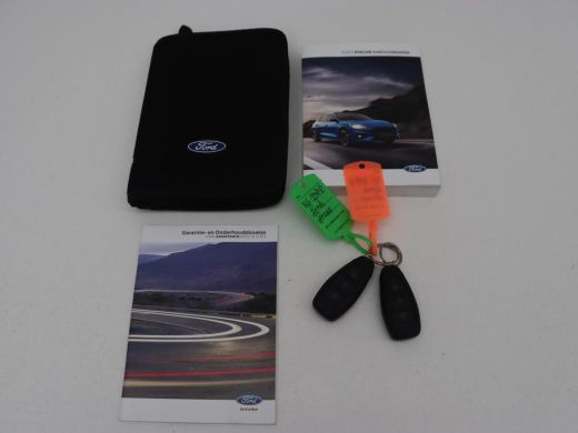 Ford Focus 1.0 EcoBoost Titanium | Automaat | Carplay | Navigatie | Keyless | Climate control | Parkeerhulp ... ActivLease financial lease