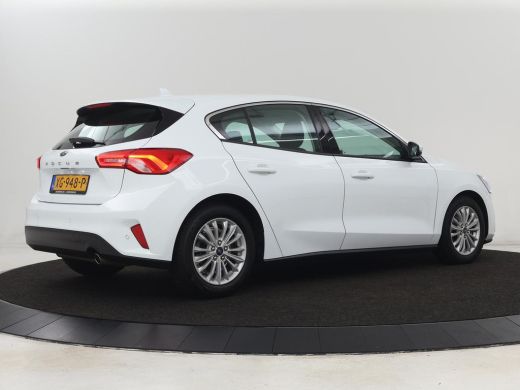 Ford Focus 1.0 EcoBoost Titanium | Automaat | Carplay | Navigatie | Keyless | Climate control | Parkeerhulp ... ActivLease financial lease