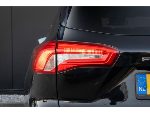 Ford Focus 1.0 EcoBoost Titanium X Business | 100% dealer o.h. | Afneembare trekhaak | Winter-pack | Privacy... ActivLease financial lease