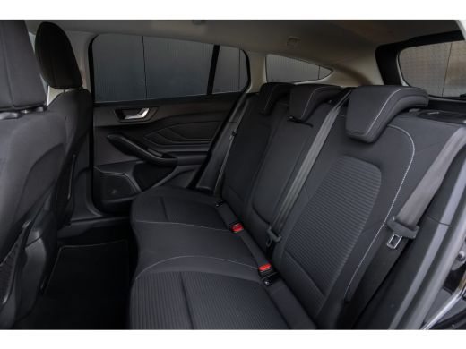 Ford Focus 1.0 EcoBoost Titanium X Business | 100% dealer o.h. | Afneembare trekhaak | Winter-pack | Privacy... ActivLease financial lease