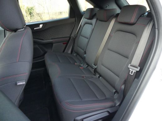 Ford Kuga 2.5 PHEV 225PK ST-Line | TREKHAAK | ADAPTIVE CRUISE | DODEHOEKDETECTIE | CAMERA | PARKEERSENSOREN... ActivLease financial lease