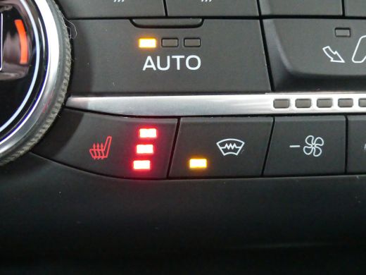 Ford Kuga 2.5 PHEV 225PK Titanium | TREKHAAK | STOEL+STUUR+VOORRUITVERWARMING | 18'' LMV | CAMERA | ActivLease financial lease