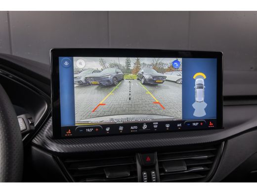 Ford Kuga 2.5 PHEV ST-Line | Electrische trekhaak | 2100kg trekgewicht | Winter-pack | Parkeercamera | LED-... ActivLease financial lease