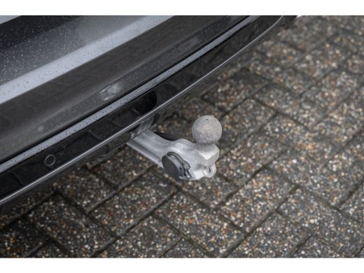 Ford Kuga 2.5 PHEV ST-Line | Electrische trekhaak | 2100kg trekgewicht | Winter-pack | Parkeercamera | LED-... ActivLease financial lease