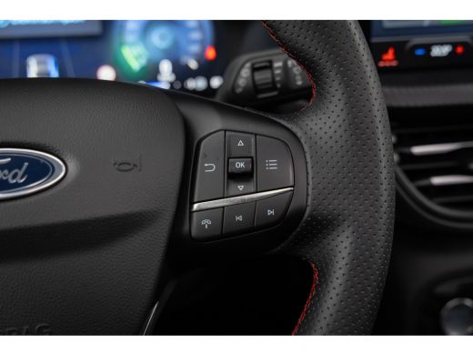 Ford Kuga 2.5 PHEV ST-Line | Panoramadak | 19'' | LED | Camera | Winter-pack | Standkachel | Keyless | Priv... ActivLease financial lease