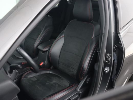 Ford Kuga 2.5 PHEV ST-Line X | Panoramadak | Head-Up | Trekhaak | Stoelverwarming | 360 Camera | B&O Sound ... ActivLease financial lease