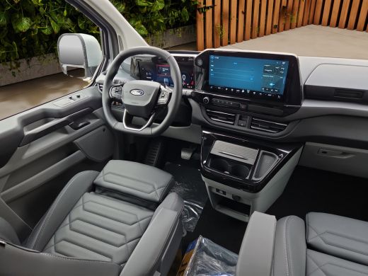 Ford Tourneo Custom Custom 2.5 340 L2H1 Titanium X | Panoramadak | Adaptive Cruise | BLIS | 360 Camera | Stuur/stoelv... ActivLease financial lease