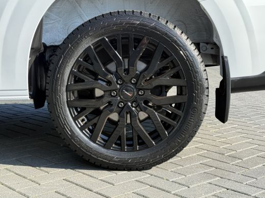 Ford Transit Custom 2.0 TDCI 136 PK TREND / L2H1 / 19" LMV / LED / 43.940 KM !! / 2.740 KG AHG / CAMERA / CRUISE / 3 ... ActivLease financial lease