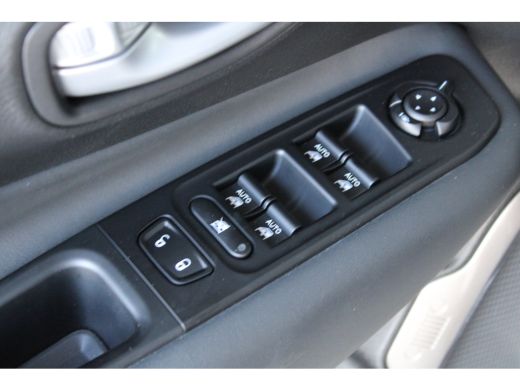 Jeep Renegade 1.5T 130PK e-HYBRID S AUTOMAAT | 19` lichtmetalen velgen  | Adaptieve Cruise control | Ledere Bek... ActivLease financial lease