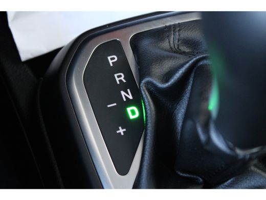 Jeep Renegade 1.5T 130PK e-HYBRID S AUTOMAAT | 19` lichtmetalen velgen  | Adaptieve Cruise control | Ledere Bek... ActivLease financial lease