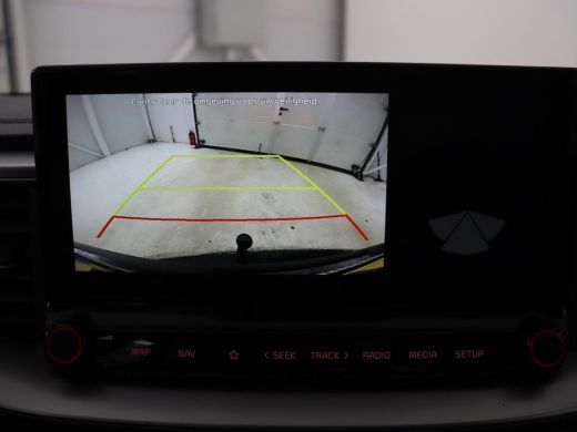 Kia Ceed 1.4 T-GDi DynamicLine | Automaat | Camera | Trekhaak | Carplay | Navigatie | Climate control | DA... ActivLease financial lease