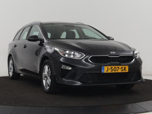 Kia Ceed 1.4 T-GDi DynamicLine | Automaat | Camera | Trekhaak | Carplay | Navigatie | Climate control | DA... ActivLease financial lease