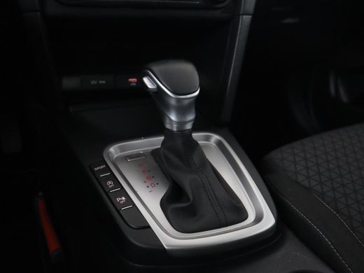 Kia Ceed 1.4 T-GDi DynamicLine | Automaat | Camera | Trekhaak | Carplay | Navigatie | Climate control | DA... ActivLease financial lease