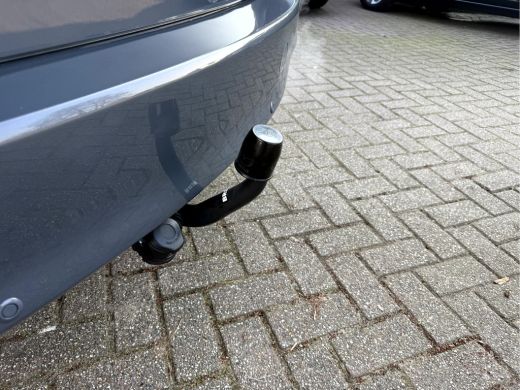 Mazda 6 Sportbreak 2.0 SkyActiv-G 165pk Business Leer, Trekhaak, Camera ActivLease financial lease