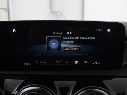 Mercedes-Benz A-Klasse 250e AMG Limited | Carplay | Stoelverwarming | Leder/Alcantara | Widescreen | Sfeerverlichting | ... ActivLease financial lease