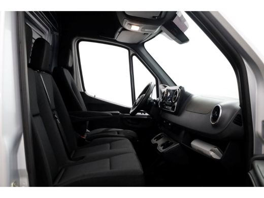 Mercedes-Benz Sprinter 317 CDI 170pk RWD L2H2 9G Automaat Airco/Navi/Camera Trekgewicht 3500kg 10-2020 ActivLease financial lease