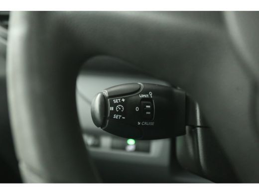 Opel Vivaro CDTI L3H1 | Airco | Cruise | 3 Zits | Trekhaak | Imperiaal | Parkeersens. ActivLease financial lease