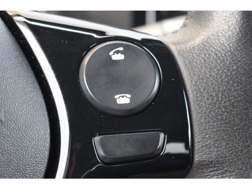 Peugeot 108 1.0 e-VTi Allure | Carplay | Camera | LMV | DAB | Bluetooth | Climate Controle | | Carplay | Came... ActivLease financial lease