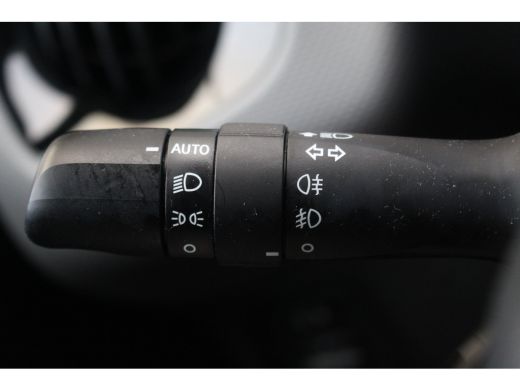 Peugeot 108 1.0 e-VTi Allure | Carplay | Camera | LMV | DAB | Bluetooth | Climate Controle | | Carplay | Came... ActivLease financial lease