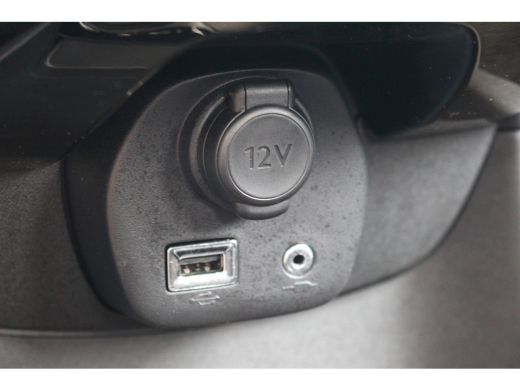 Peugeot 108 1.0 e-VTi Allure | Carplay | Camera | LMV | DAB | Bluetooth | Climate Controle | | Carplay | Came... ActivLease financial lease