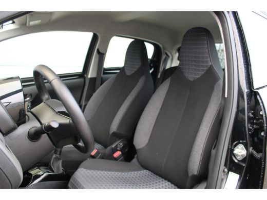 Peugeot 108 1.0 e-VTi Allure | Carplay | Camera | LMV | DAB | Bluetooth | Climate Controle | | Carplay | Came... ActivLease financial lease