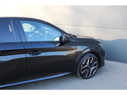 Peugeot 208 Hybrid 100 e-DCS6 GT | Automaat | Navi by app | Camera | Apple carplay | 14.000km | ActivLease financial lease